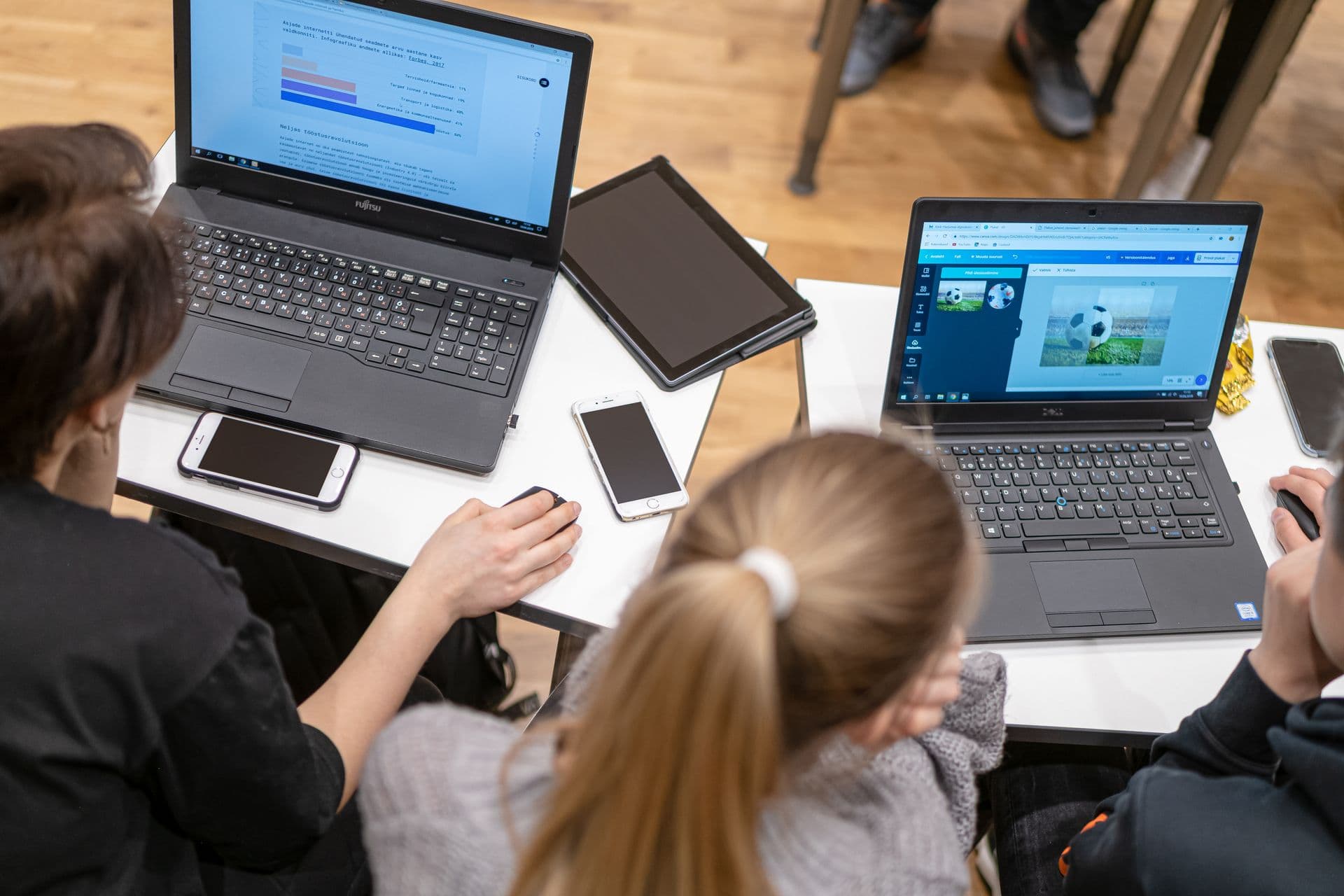 252977 Kids at It Class Web Version 1920px