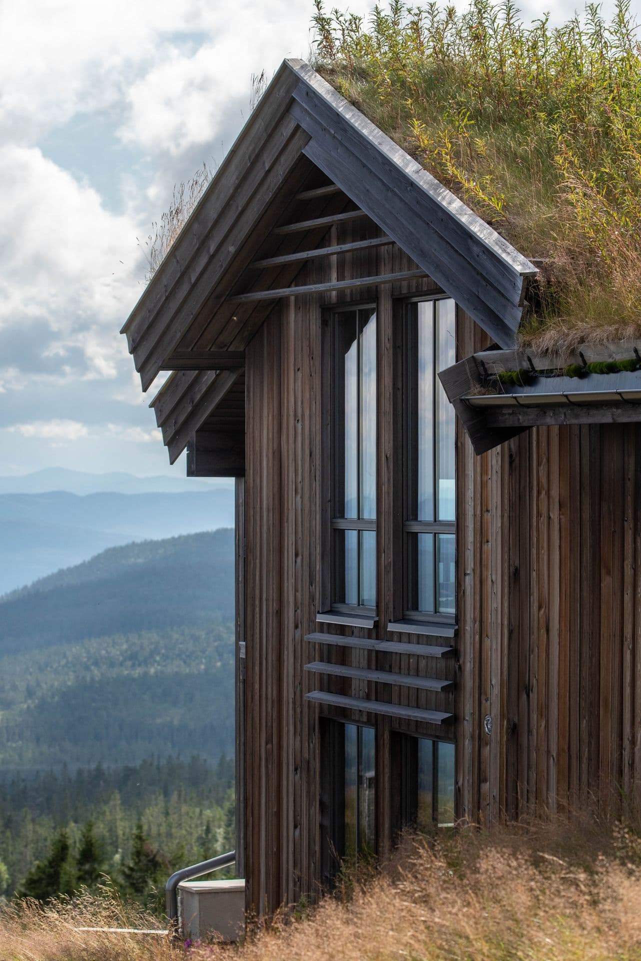 256575 Estonian Wooden House in Norway Web Version 1920px