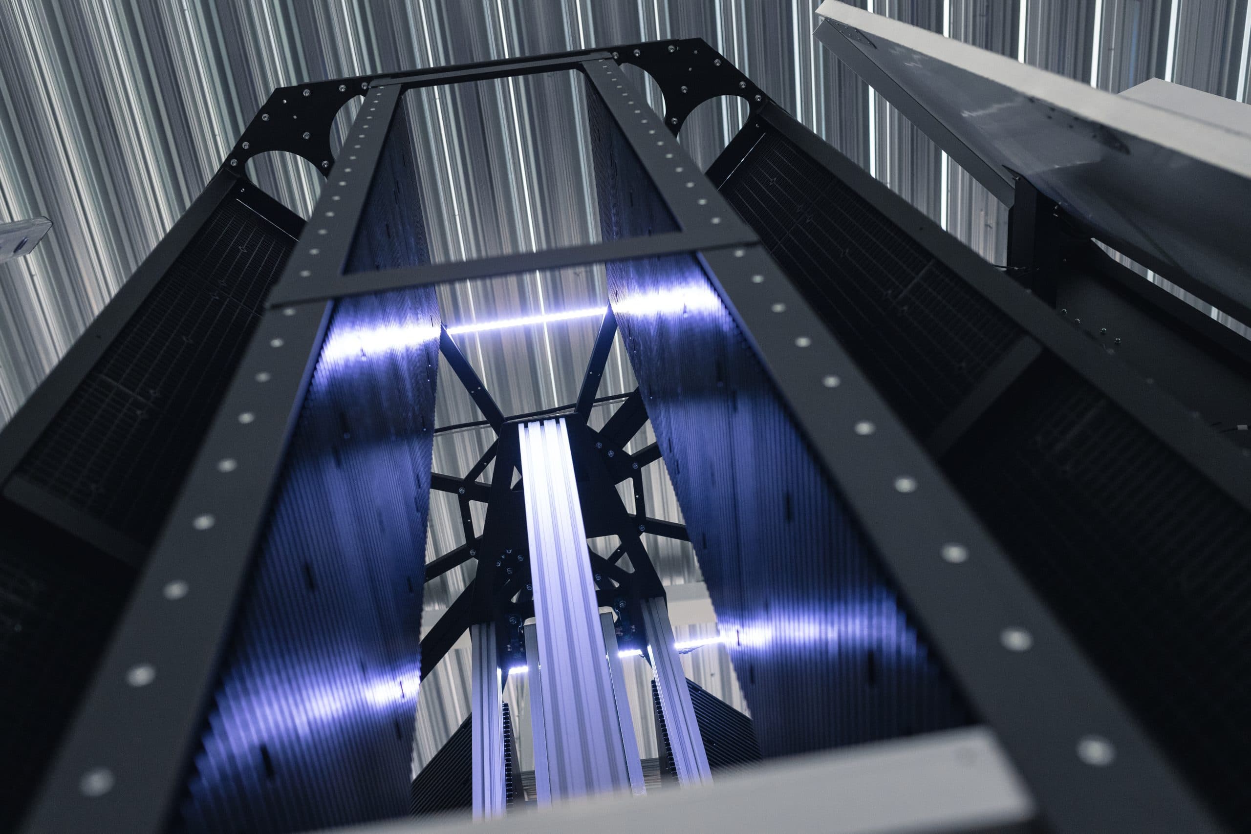 253161 Pack Robot Interior Scaled