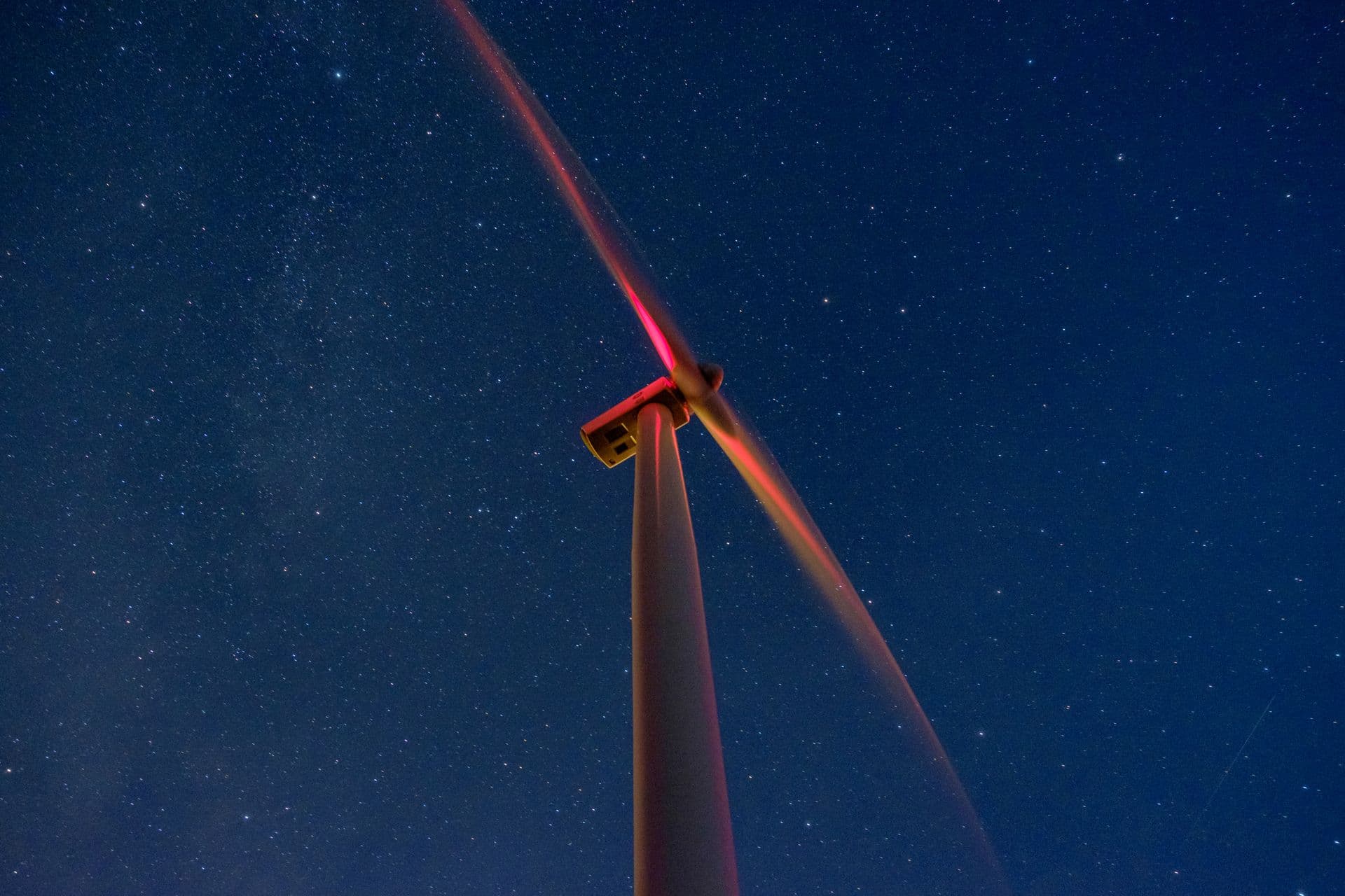 253421 Wind Turbine Web Version 1920px