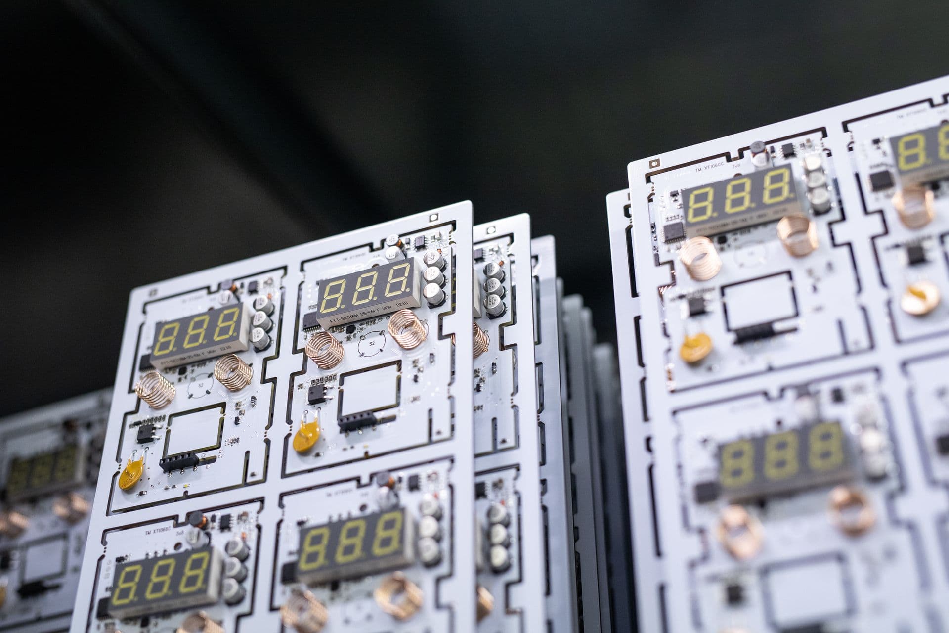 252604 Electronics Industry Web Version 1920px